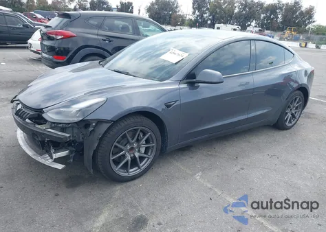 2023 Tesla Model 3 Rear-Wheel Drive z USA, uszkodzony, nr VIN 5YJ3E1EA4PF410060